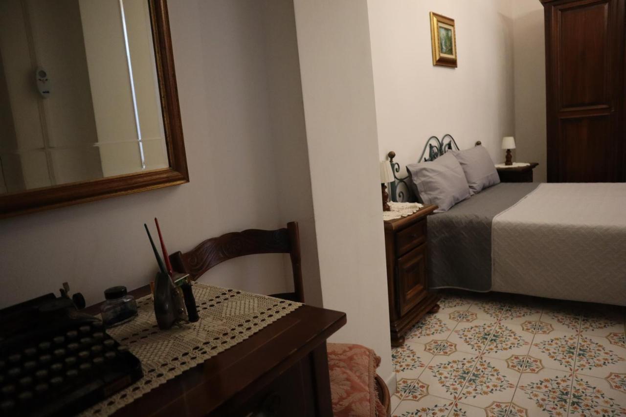 Storia Di Sofia Apartment Napoli Ngoại thất bức ảnh